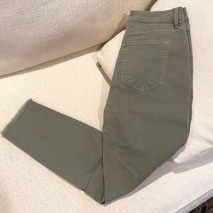 LOFT High Rise Skinny Crop